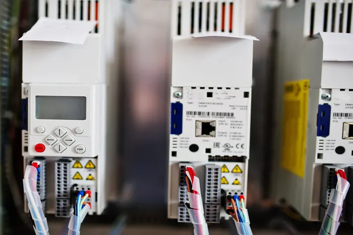 Elektroinstalační práce – realizace DEVR